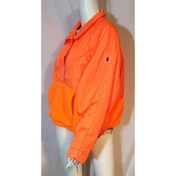 NWT - Free People Movement Journey Ahead 1/2 Closure Jacket - Size S - Picture 4 of 13